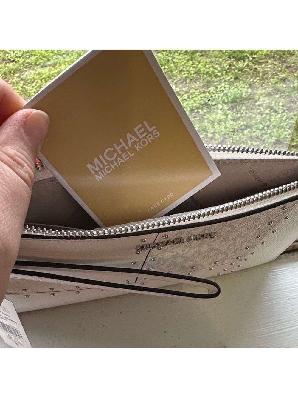Michael Kors White Wristlet with Silver Studs New Never Used, Perfect for a Gift - Picture 14 of 17